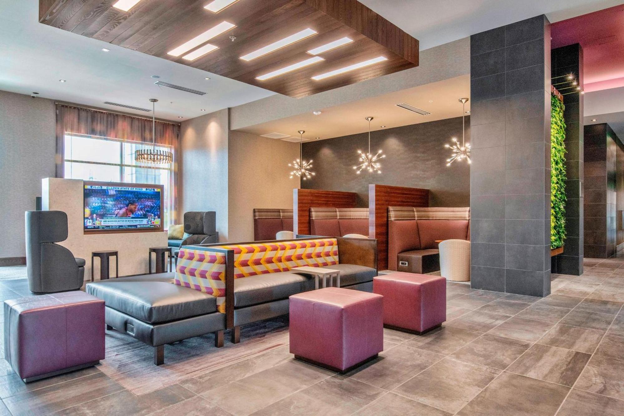 Courtyard By Marriott Raleigh Cary/Parkside Town Commons Hotell Eksteriør bilde