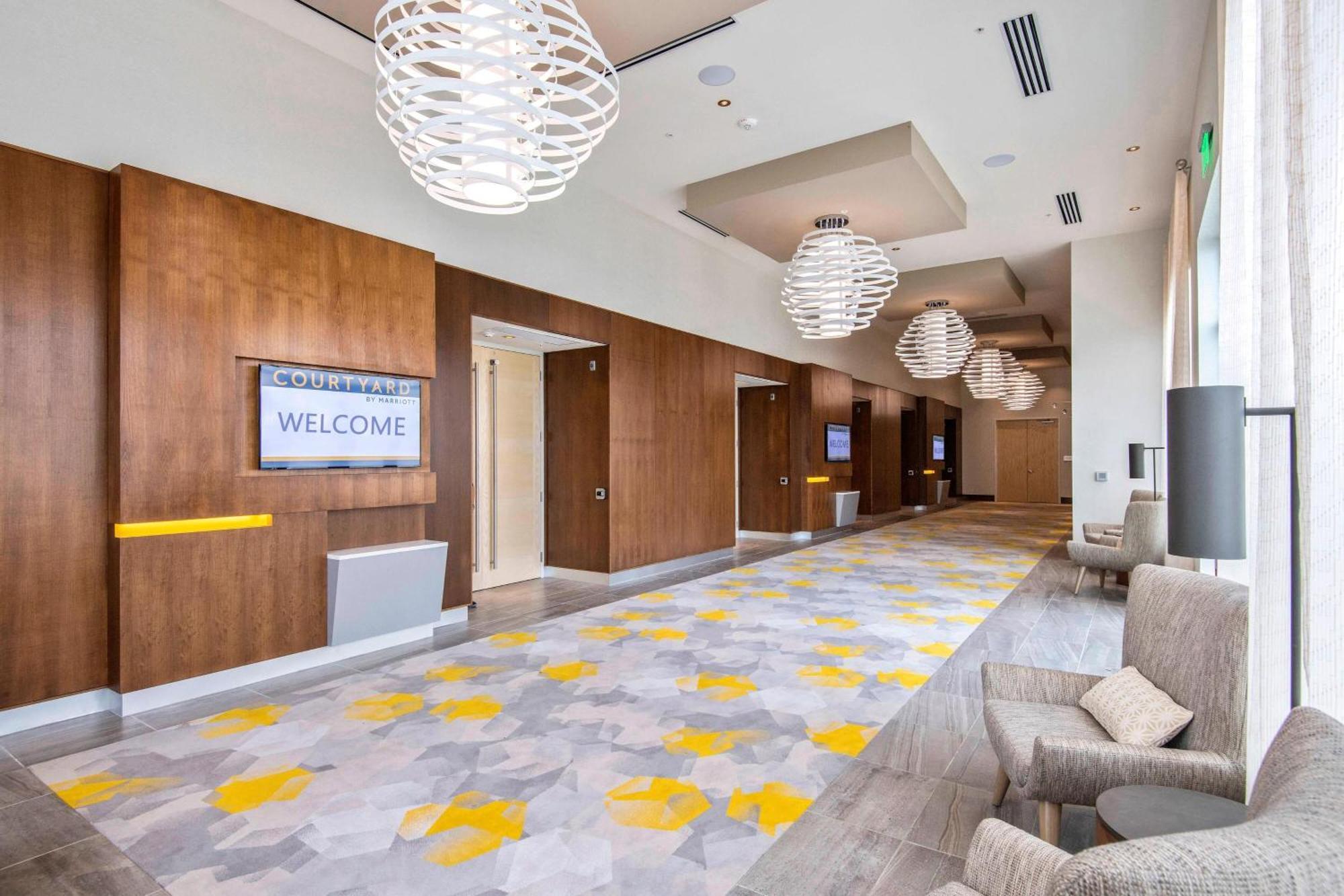 Courtyard By Marriott Raleigh Cary/Parkside Town Commons Hotell Eksteriør bilde