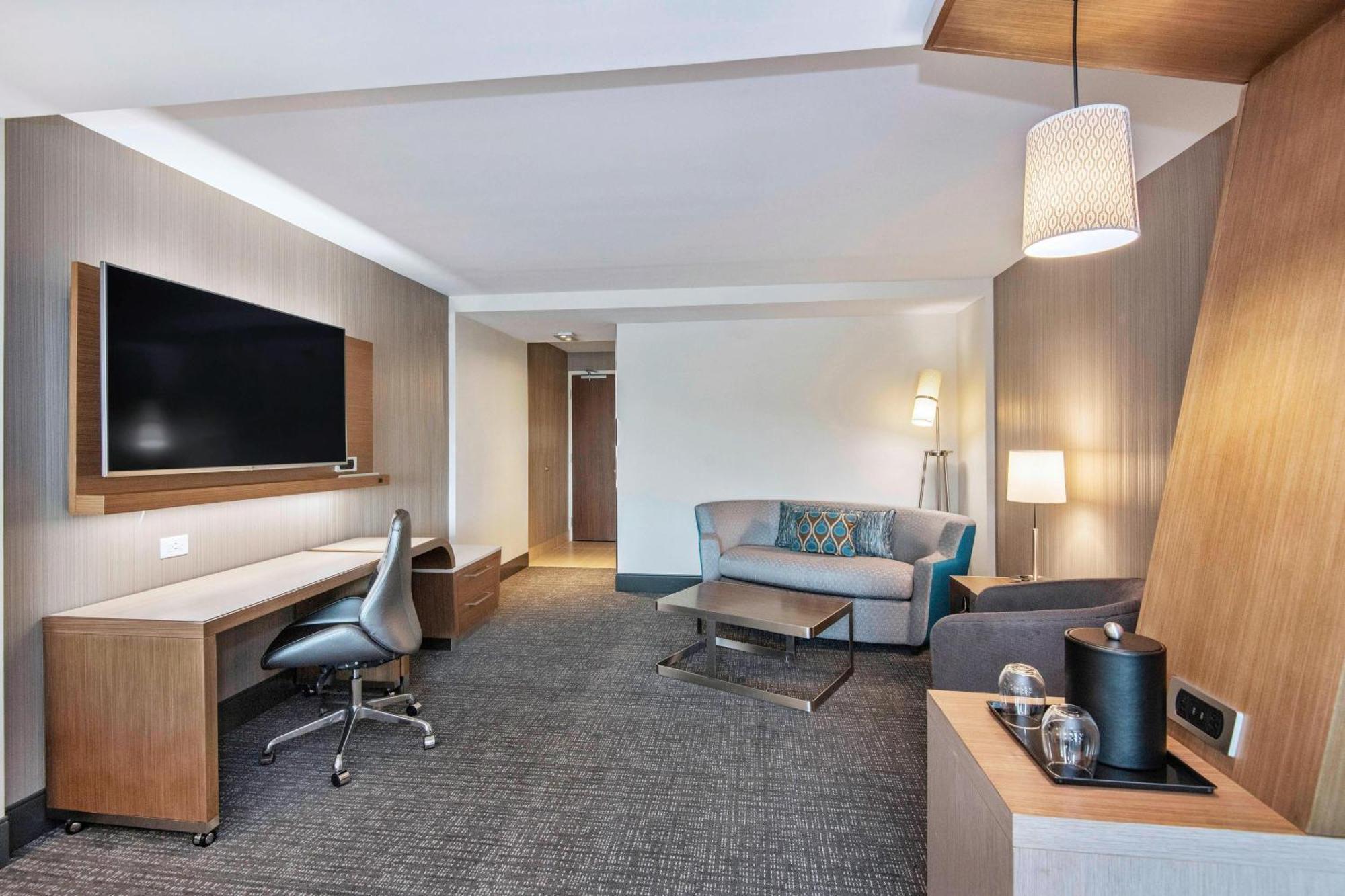 Courtyard By Marriott Raleigh Cary/Parkside Town Commons Hotell Eksteriør bilde