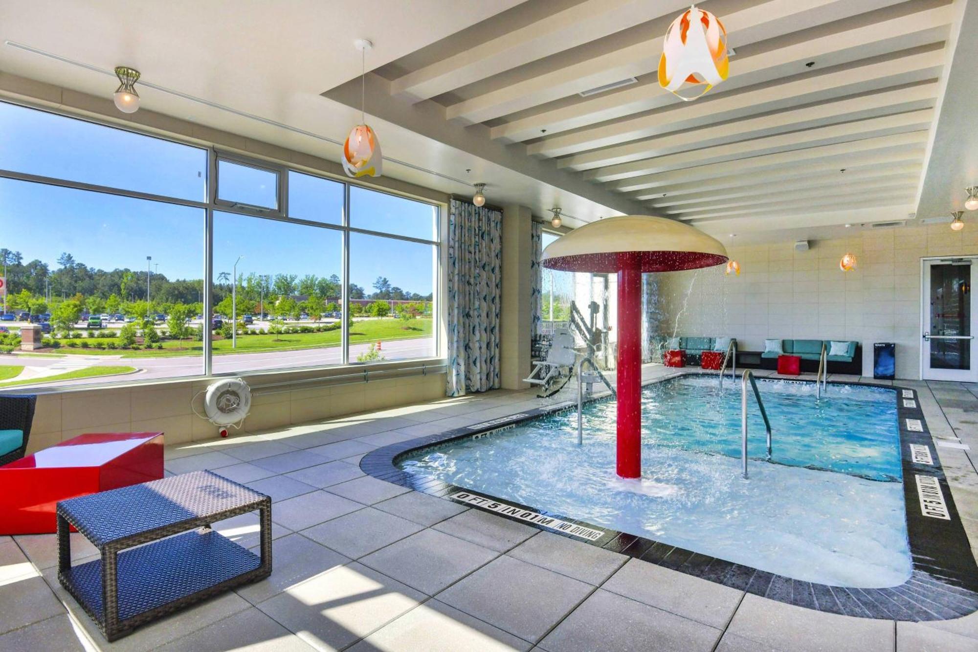 Courtyard By Marriott Raleigh Cary/Parkside Town Commons Hotell Eksteriør bilde