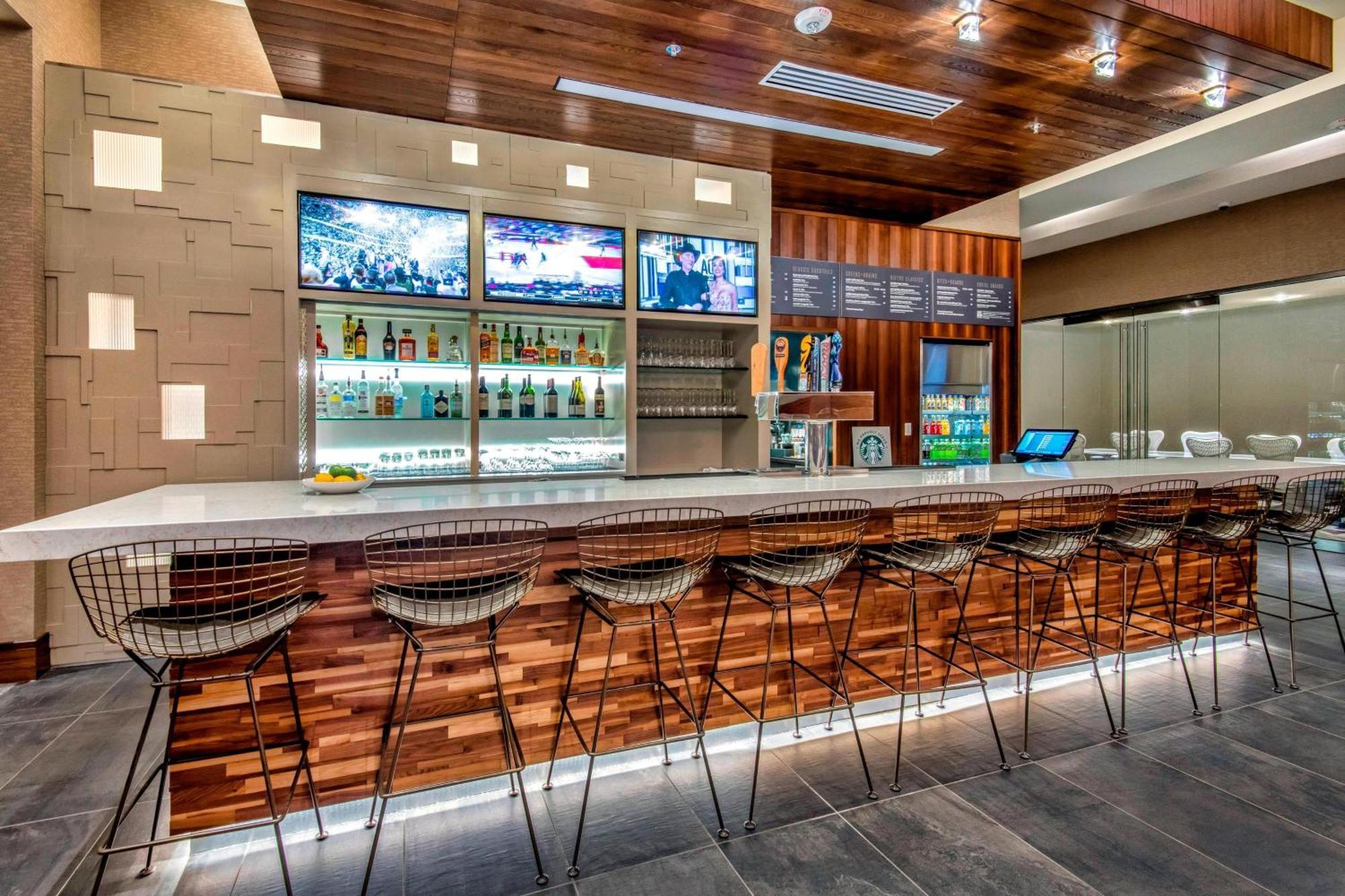 Courtyard By Marriott Raleigh Cary/Parkside Town Commons Hotell Eksteriør bilde