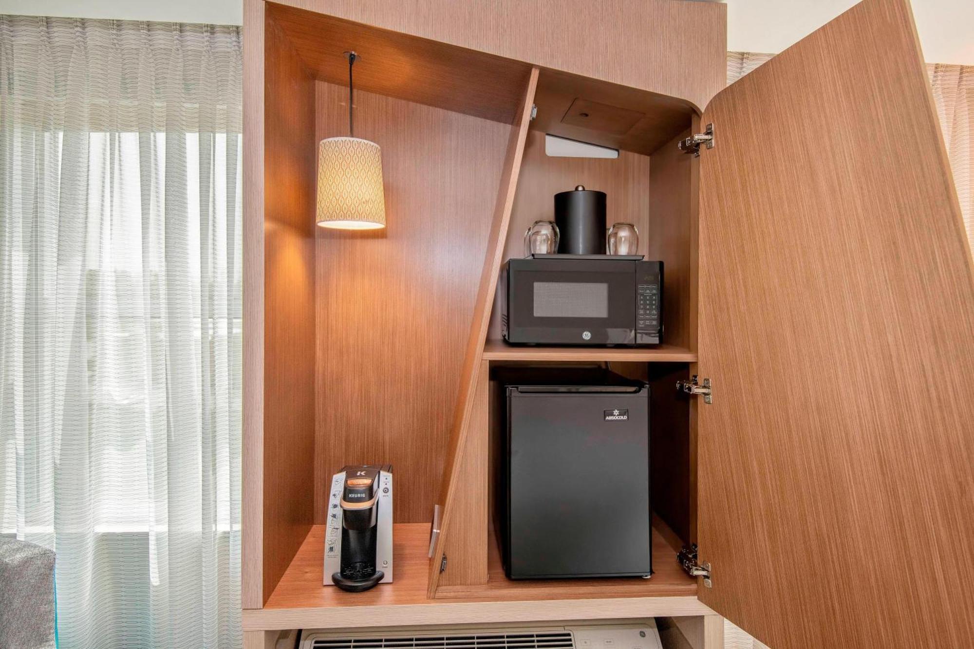 Courtyard By Marriott Raleigh Cary/Parkside Town Commons Hotell Eksteriør bilde